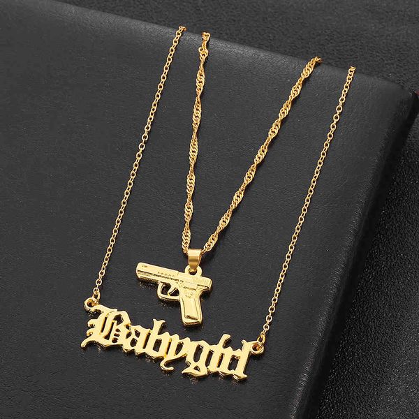 Collana di design Gioielli di lusso Moda Pistola Pistola Placcato oro Babygirl Lettera Ciondolo per donna Uomo Hip Hop Discoteca a doppio strato