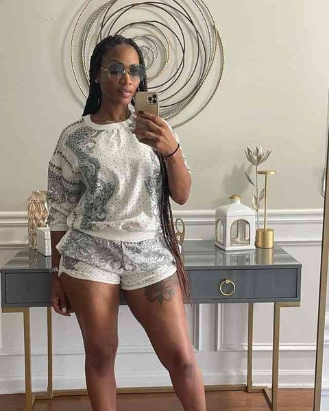 

ladies long sleeve round neck fashion casual positioning printed sports shorts two-piece set, Gray