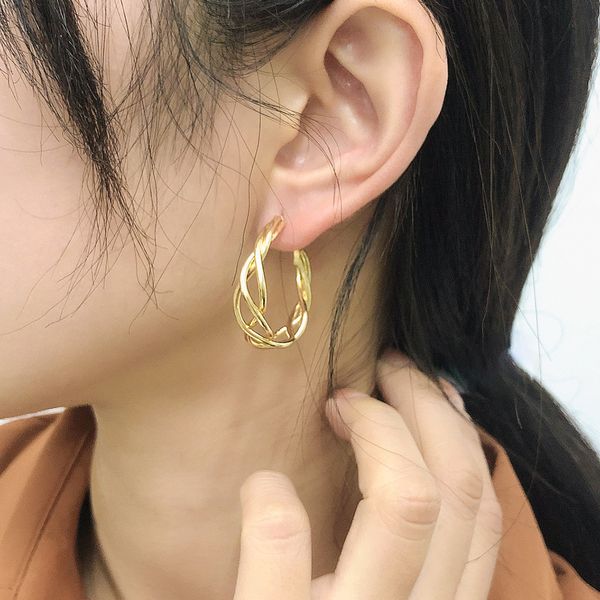 

minimalist gold color twisted round circle hoop earring for women trendy stainless steel geometric buckle earring female jewelry, Golden;silver