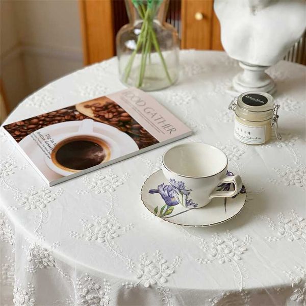 Französische rechteckige weiße Spitzen-Tischdecke im Retro-Stil für Hochzeitsdekoration, Café-Hintergrund, Stoffbuch-Tischdecke 211103