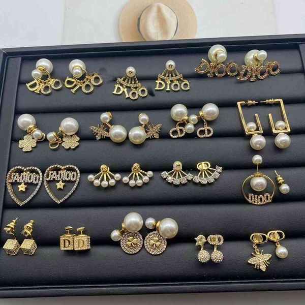 

new baby same model d home cd pearl earrings female 925 silver pin brass used, Golden