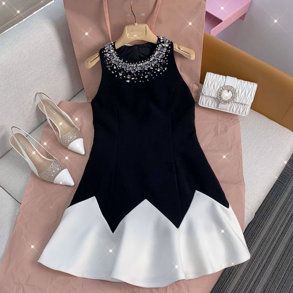 

dress miao's 21 spring and summer hem stitching small umbrella shaped nail bead vest elegant goddess, White;black