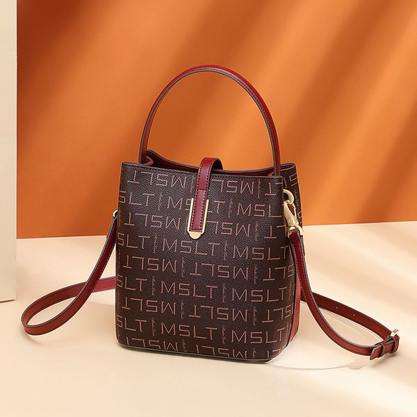 

women's 2021 fashion versatile single shoulder bag fashion messenger bag