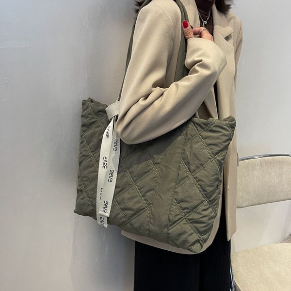 Женская сумка для женщин Одно плечо, несущее осень и зимняя сумка для пригородной сумки