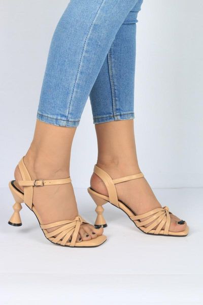 

sandals female nut princess heel, Black