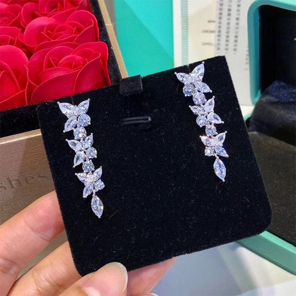 

stud high-end ladies earrings/hearts and arrows luxury horse eye full diamond flower cluster/ladies luxury/christmas gifts, Golden;silver