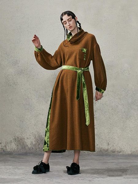 

[11.11] 2021 winter collection velour patchwork turtleneck long wool dress women casual dresses, Black;gray