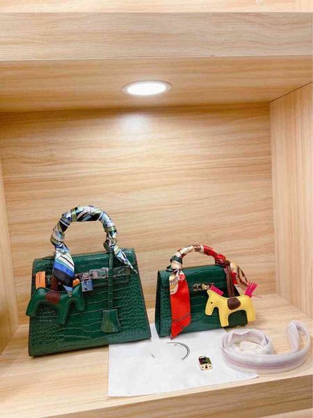 

handbags luxurys orange designer middle inner patch small square soft handle solid vertical alligator lock yyds