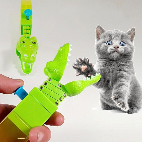 

cat toys 1 pcs pet toy for funny dog plastic chewing crocodile mouth biting finger supplies