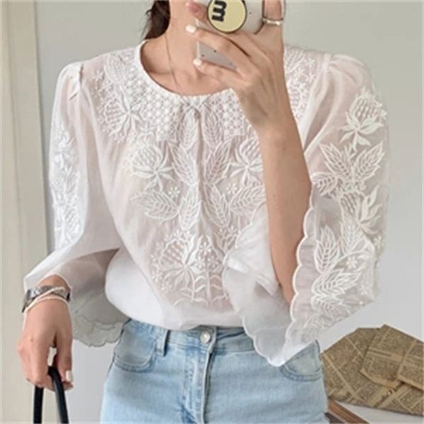 

women's knits & tees 2021 white comfortable retro office lady brief floral summer sweet shirts femme chic streetwear loose bl