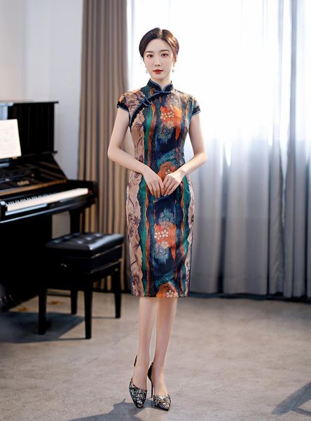 

chinese style women satin cheongsam vintage knee-length daily dresses large size 3xl 4xl summer mother qipao gown skirt ethnic clothing, Red