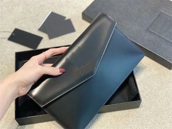 Kutu Siyah Düz Deri Altın Donanım Çanta Manyetik Kova Ayaklı Düğün Baget Moda Flap Çanta cüzdan Çanta ile Ücretsiz Yeni Tasarımcı Kadınlar Partisi Debriyaj Çantalar