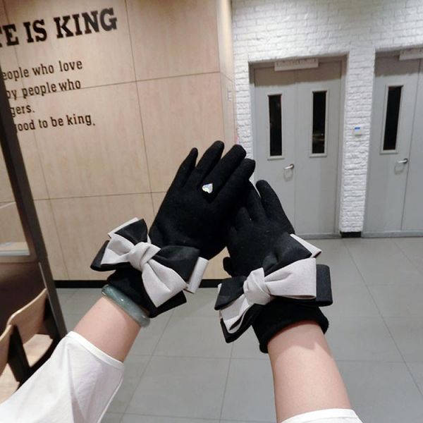 

five fingers gloves corduroy bowknot cashmere korean ladies fashion contrast color winter five-finger touch screen warm, Blue;gray