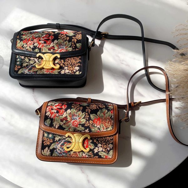 

advanced messenger triumphal wholesale embroidered women's arch one shoulder canvas leather tofu small square bag yw luxurys desig yw l