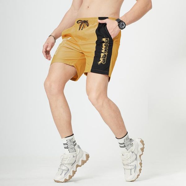 

spring and summer men's trend color contrast pattern five-point pants loose large size sports running casual shorts, White;black