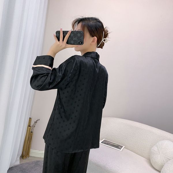 

spring and autumn new ice silk women sleepwear polka dot vs lapel artificial silk ladies pajamas set home wear, Black;red