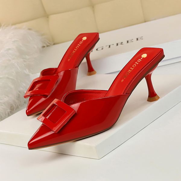 

2021 new style summer slides women 6cm low high heels mules shales casual yellow kitten heels slippers buckle glossy shoes, Black