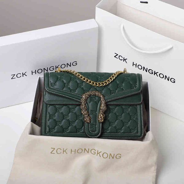 

2022 latest handbag factory store on hong kong leather women's versatile messenger texture one shoulder chain v01z