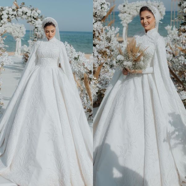 Abito da sposa musulmano A Line 2022 con abiti da sposa vintage con applicazioni in pizzo a mantella Personalizza vestido de novia di alta qualità