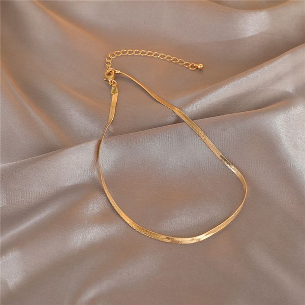 

qingdao jewelry korean simple choker snake bone necklace, White