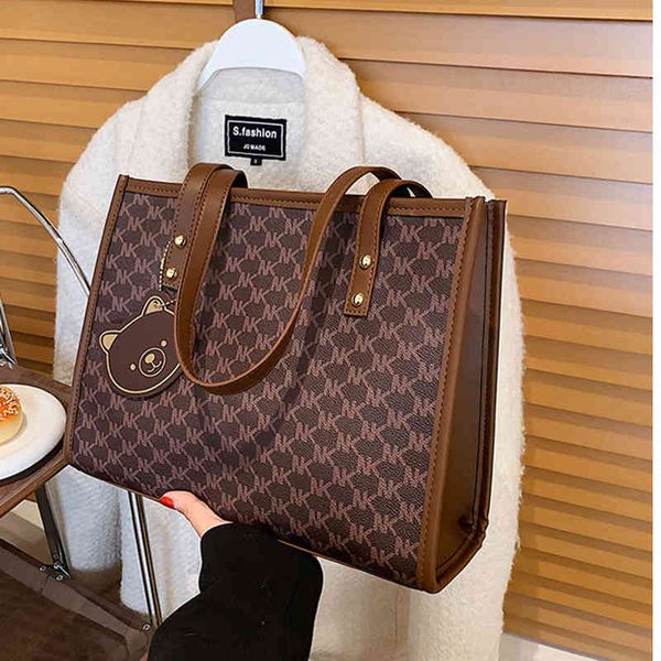 

handbags bags large capacity women's 2021 winter fashion commuting shoulder simple texture portable tote bag, Black;red