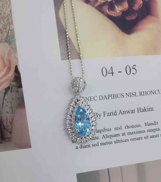 

s925 sier plated platinum inlaid z (sky blue) pendant, White