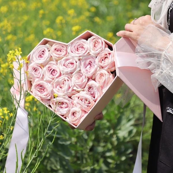 

gift wrap heart shaped flower box valentine's day surprise for girlfriend love exquisite wedding and engagement