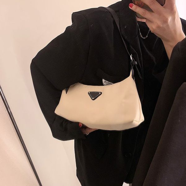 

factory direct sale 75% off triangle standard women's 2021 new nylon oxford small messenger single shoulder armpit bags 0211