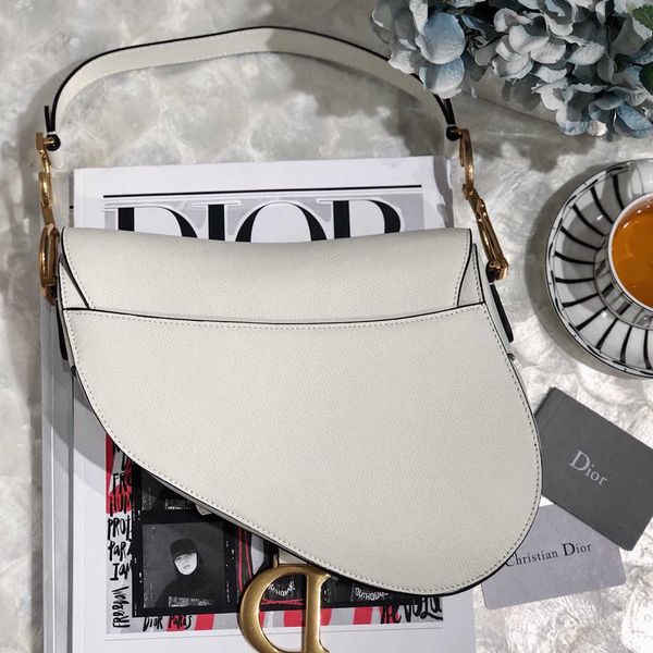 

saddle bag small size: 20 * 16 6.5cm large 26 20 7 cm handbag