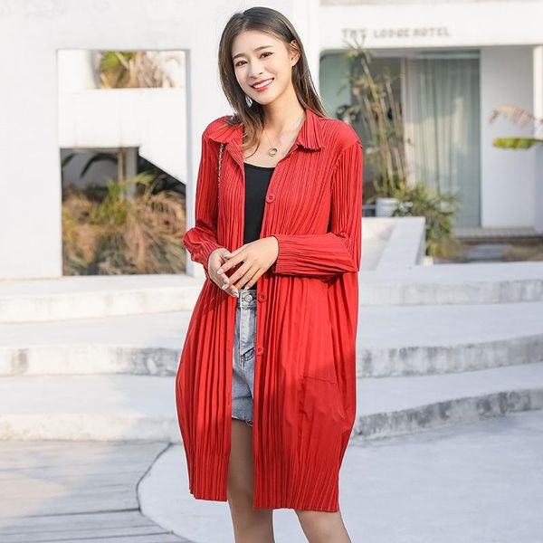 

spring dress fashion sanzhai pleated windbreaker coat loose and thin with slits on both sides women's trench coats, Tan;black