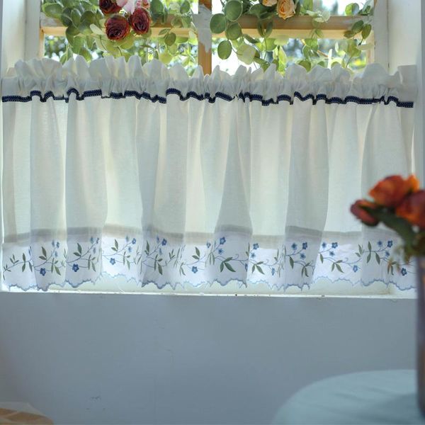 Tenda drappeggiata in tessuto bianco corto con pizzo blu rosso ciliegia metà per cucina caffè piccola finestra decorazione fiore ricamato