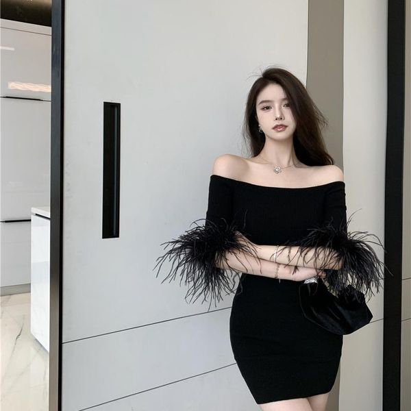 

casual dresses summer 2022 feather patchwork short-sleeved slimming knit women's slant shoulder off dress, Black;gray
