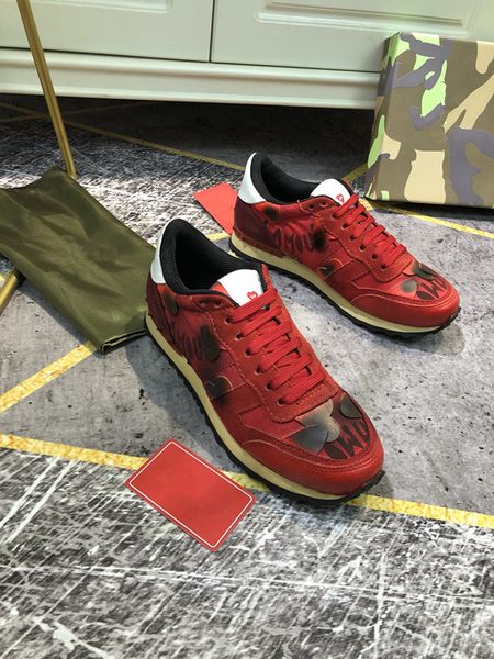 

fashion pairs designers shoes women socks sneakers 2.0 men triple s outdoor platform sock casual trainer, Black;red