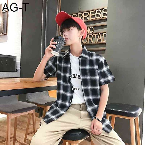 

summer short sleeve thin korean casual plaid shirt men's fashion, White;black