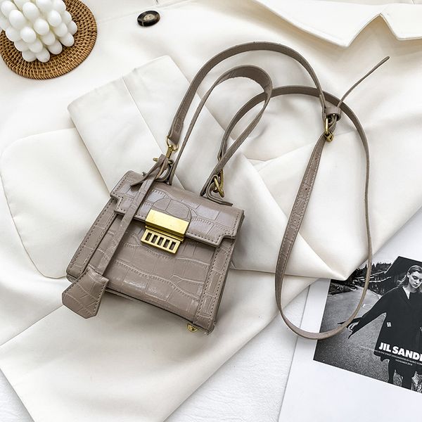 

cross-border 2020 trendy messenger popular square bag new female red mini small ladies portable net fashion klqjs