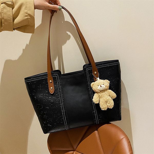 

contrast color large capacity one shoulder tote bag women's autumn and winter 2021 fashion simple commuter portable bag