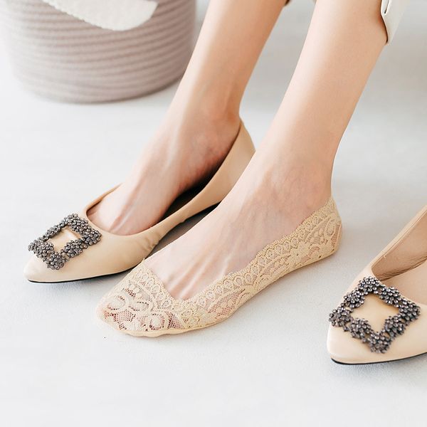 

lace ship invisible double-layer sile non slip women' 2021 summer shallow lace socks, Red;black