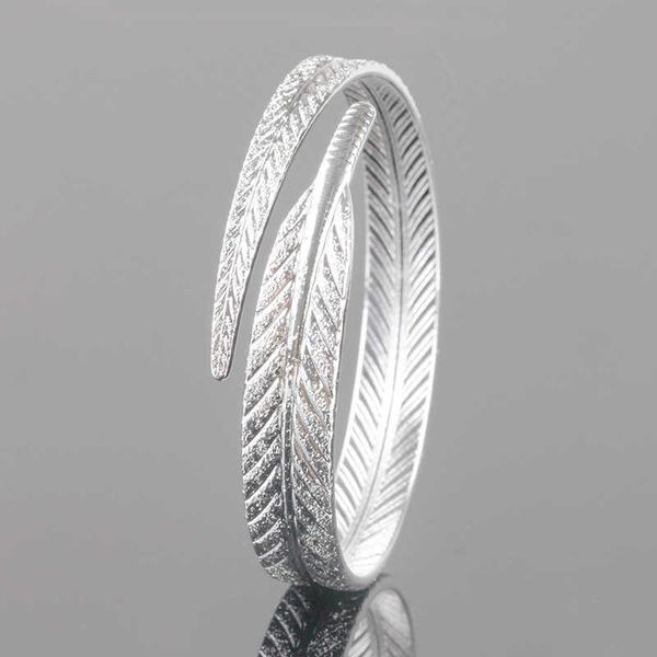 

utimtree fashion trendy open cuff bracelet bangles for women simple feather adjustable bracelets bangles femme jewelry birthday q0719, Black