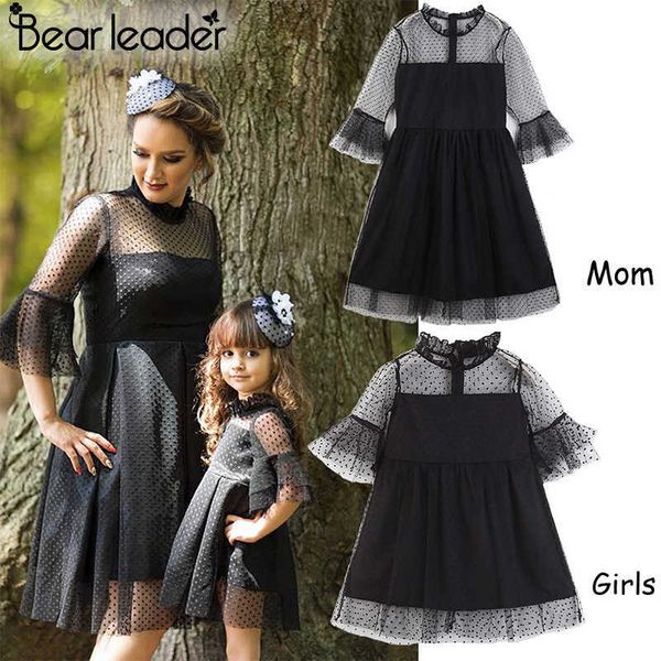 

bear leader lace dress spring family matching outfits mother and daughter black dress lace dresses with bell sleeve 210708, Blue