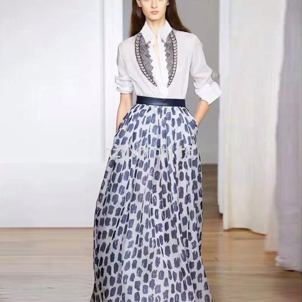 

two piece dress early spring women's wear lapel long sleeve heavy industry embroidery + blue skirt set, White