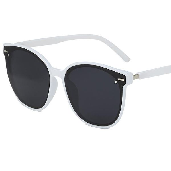 

sunglasses 2021 classic rivet men women brand designer driving round frame sun glasses male goggle uv400 gafas de sol, White;black