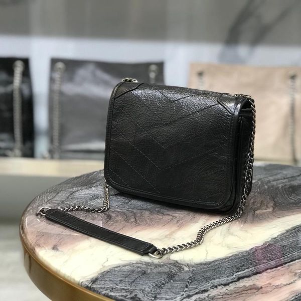 

the latest version graceful bag practicality goes without saying it is lighter and less cumbersome can be slung across one shoulderbags