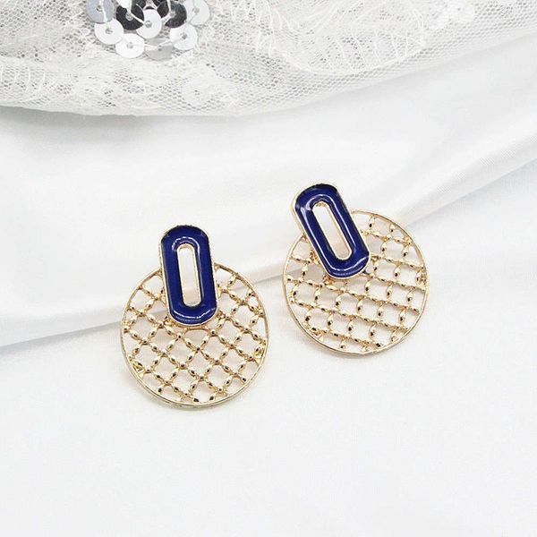 

simple temperament round earrings fashion dripping alloy earrings female