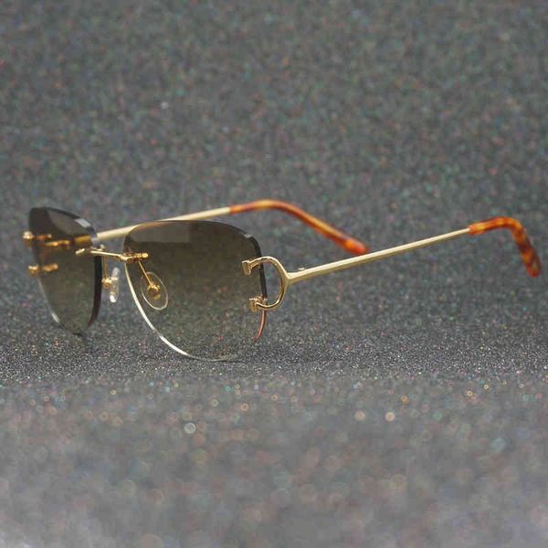 

2022 factory wholesale vintage random sunglasses men popular glasses oval women shades retro eyewear outdoor decoration, White;black