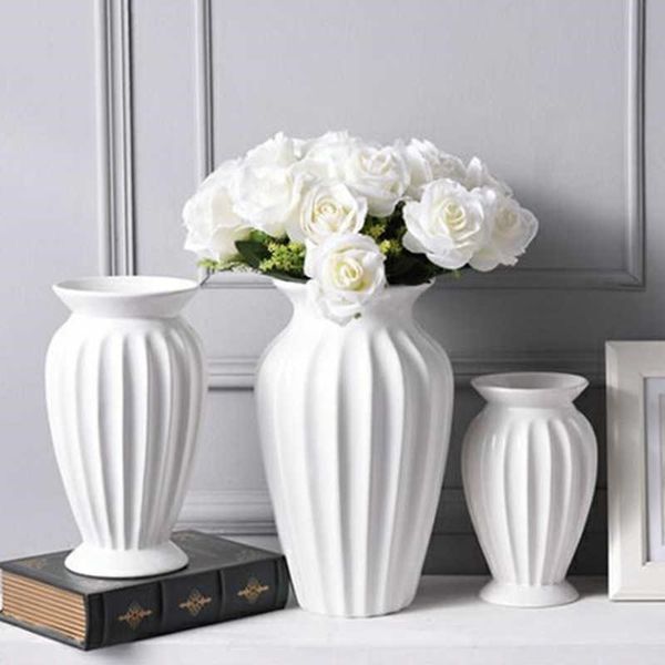 Ornamenti per vasi di fiori in ceramica in stile europeo minimalista moderno Vaso da tavolo creativo blu bianco Decorazioni per la casa di Natale A1535 210623