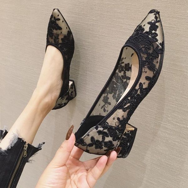 

dress shoes embroider lace med-high heels women pointed toe floral decoration air-mesh pumps metal chunky heel breathable, Black