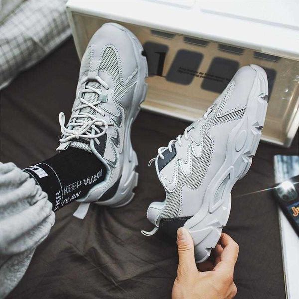 

2021 spring versatile little white sho ins super daddy tide thick soled sports board wave