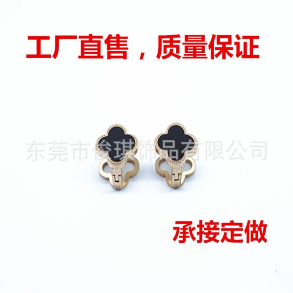 

classic selling heterosexual stainless steel clover black shell earrings, rose gold