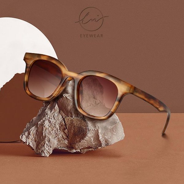 

sunglasses lm 2021 luxury square women sun glasses vintage for female ladies eyewear uv400 lunette de soleil femme, White;black
