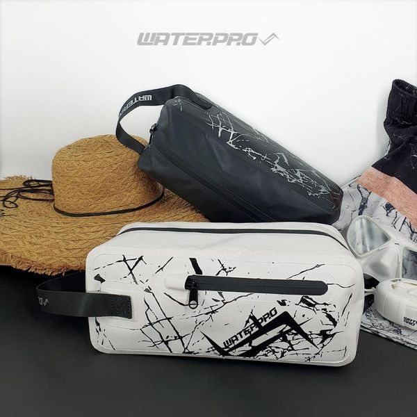

pool & accessories water pro 4l printed dry bag